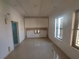 1bdrm Apartment in Chevron Second Toll, Lekki for rent