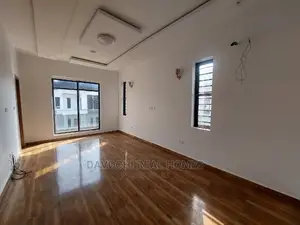 4bdrm Duplex in Orchid Road, Lekki for rent