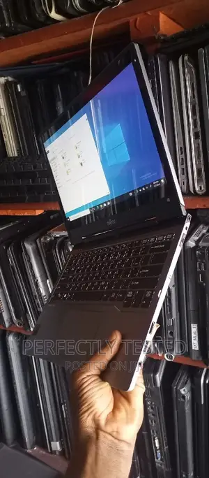 Laptop Fujitsu Lifebook T902 4GB Intel Core I5 SSD 128GB