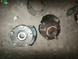 Front Hub Nissan Sentra 2014