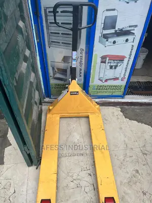 Pallet Truck 3000kg