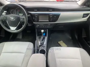 Toyota Corolla 2015 Red