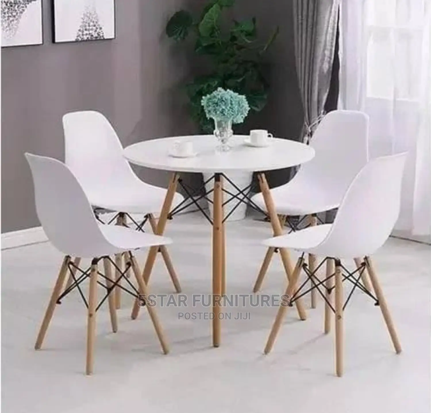 Dinning Table With 4 Chairs