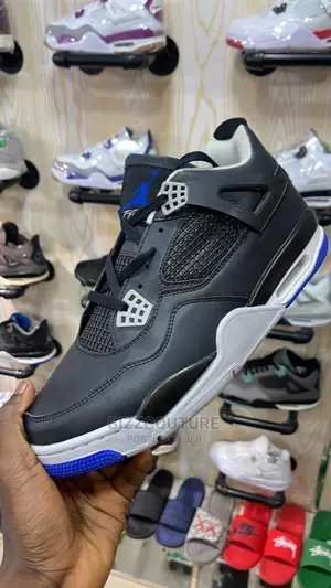 Original NIKE AIR JORDAN 4 Retro Available in Store