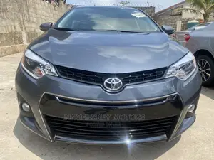 Toyota Corolla 2015 Gray