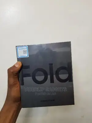 New Samsung Galaxy Z Fold4 512 GB Black