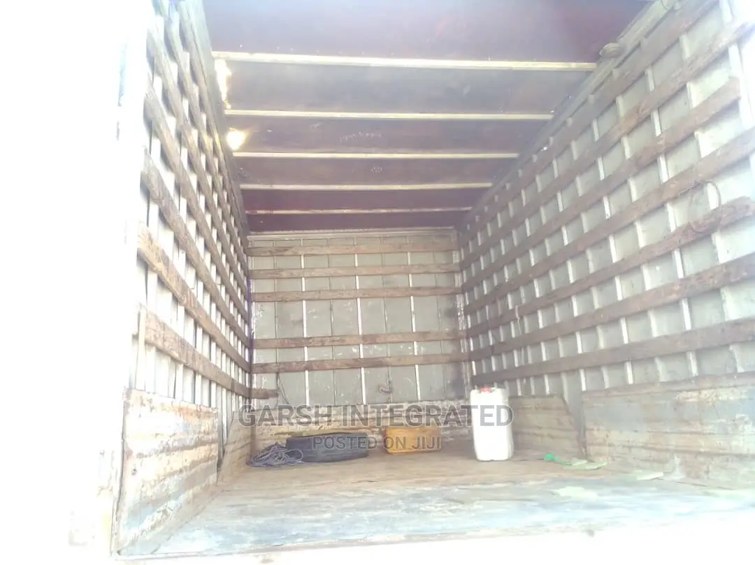 Movers Real/ Hauling Special