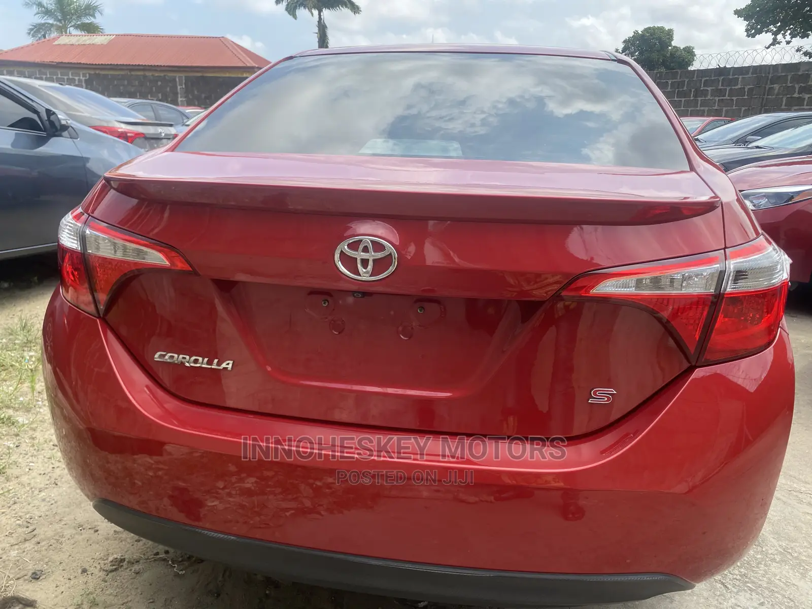 Toyota Corolla S 4dr Sedan (1.8L 4cyl CVT) 2015 Red