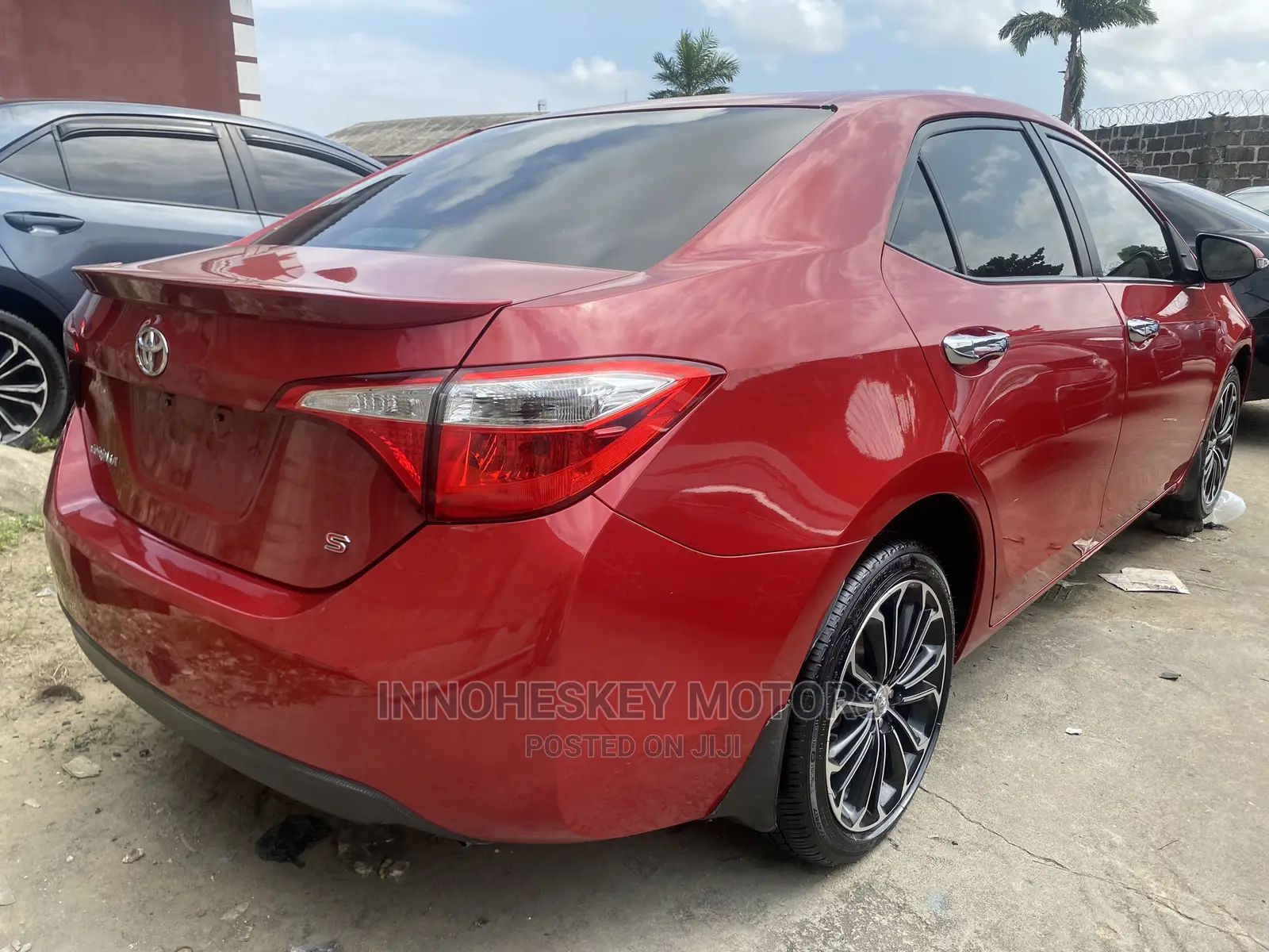 Toyota Corolla S 4dr Sedan (1.8L 4cyl CVT) 2015 Red