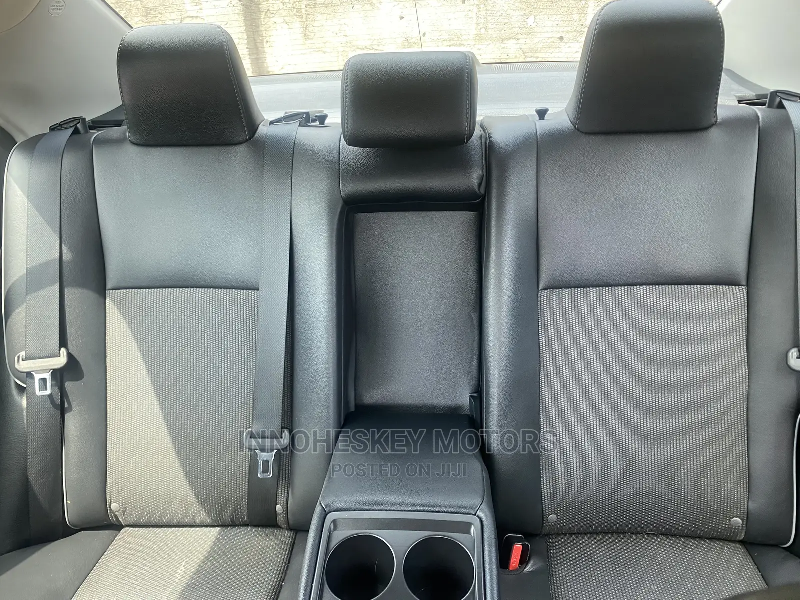 Toyota Corolla S 4dr Sedan (1.8L 4cyl CVT) 2015 Red