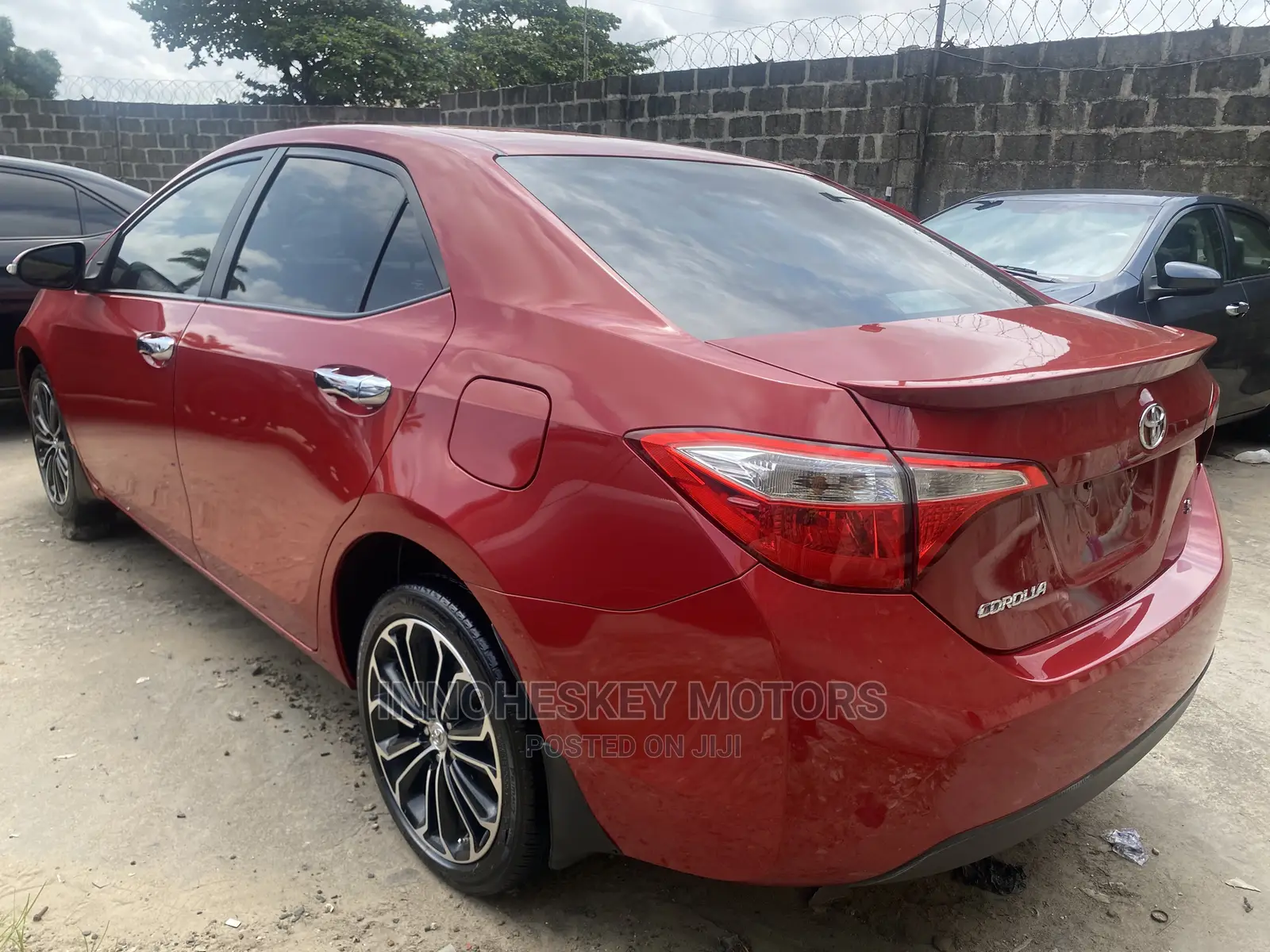 Toyota Corolla S 4dr Sedan (1.8L 4cyl CVT) 2015 Red
