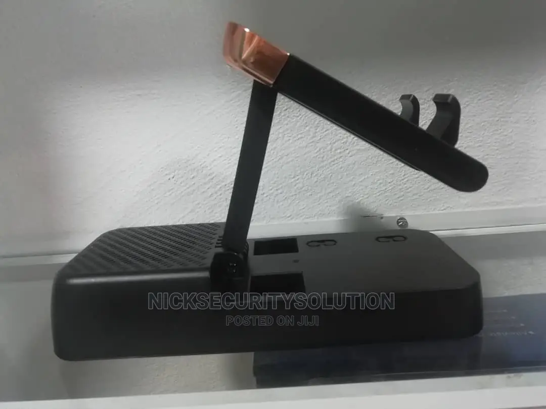 Bracket Bluetooth Speaker/Phone Holder