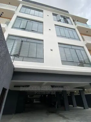 2bdrm Apartment in Ologolo Estate, Lekki for sale