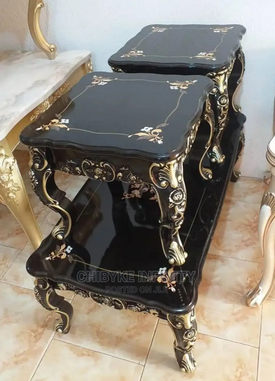 Brand New Imported Center Table With Two Side Stools