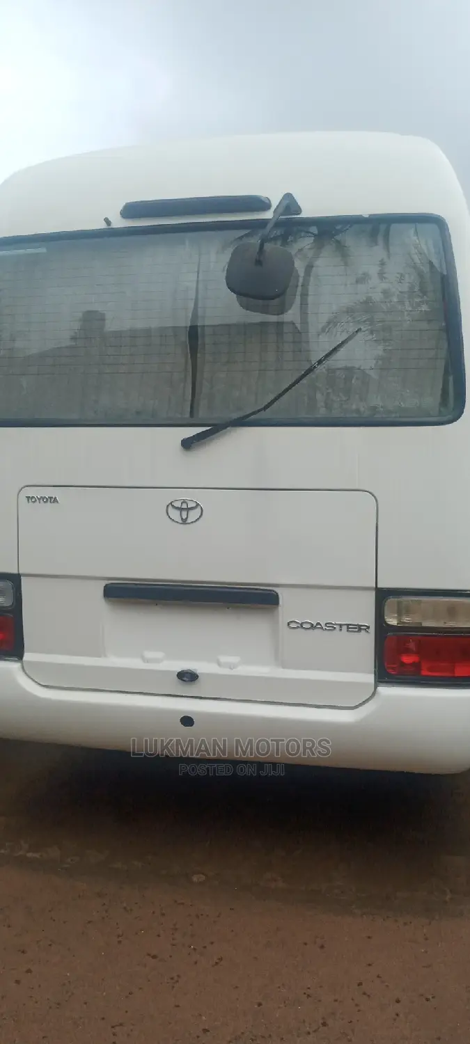 Bus