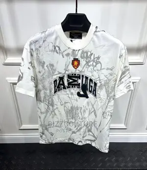 Original BALENCIAGA T-Shirts Available in Store