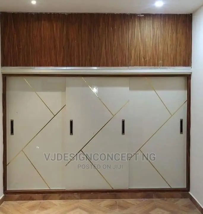 Wordrobe Closet Solid Gage
