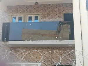 Frameless Glass Handrail