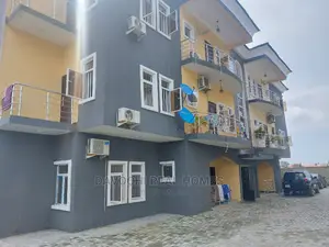 3bdrm Apartment in Orchid Road, Lekki for rent