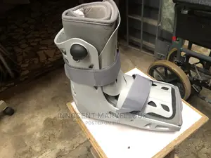 Foreign Aircast Boot