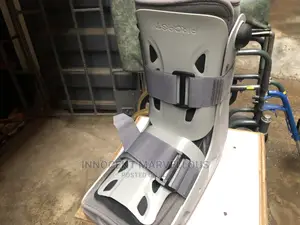 Foreign Aircast Boot