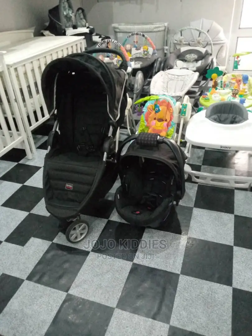 US Used Britax Baby Carseat Stroller in Great Condition