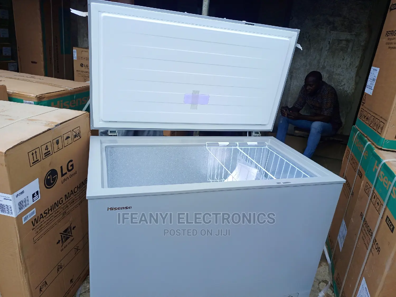 Hisense Chest Freezer FC 340SH