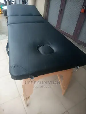 Massaging Bed