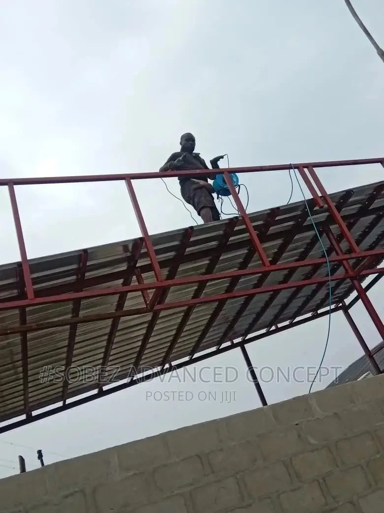 Metallic Iron Industrial Roofing