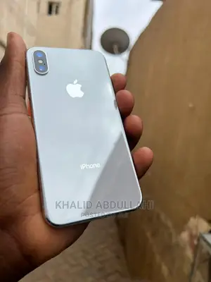Apple iPhone X 64 GB White