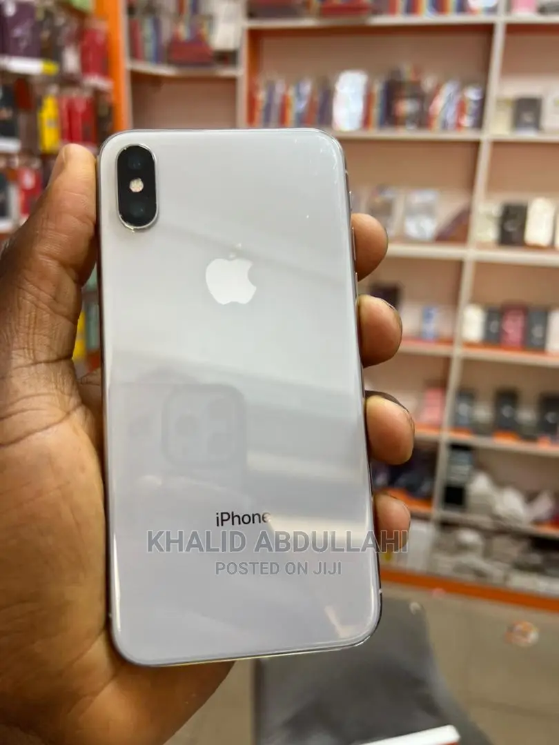 Apple iPhone X 64 GB White