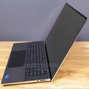 New Laptop Dell XPS 15 (9530) 32GB Intel Core I9 SSD 1T