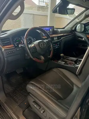 Lexus LX 570 (5 seats) AWD 2021 Black