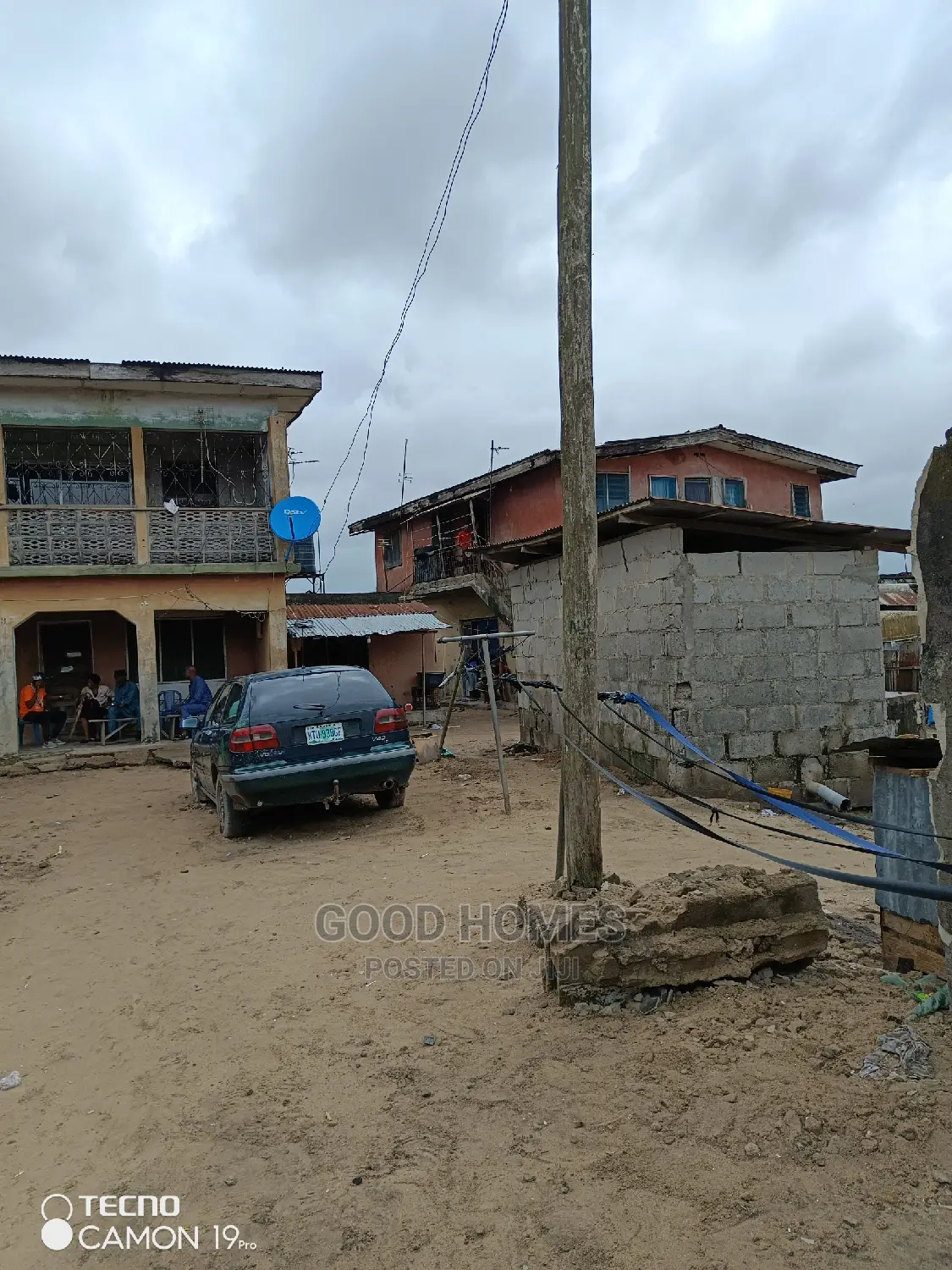 10bdrm Block of Flats in Agbara for sale