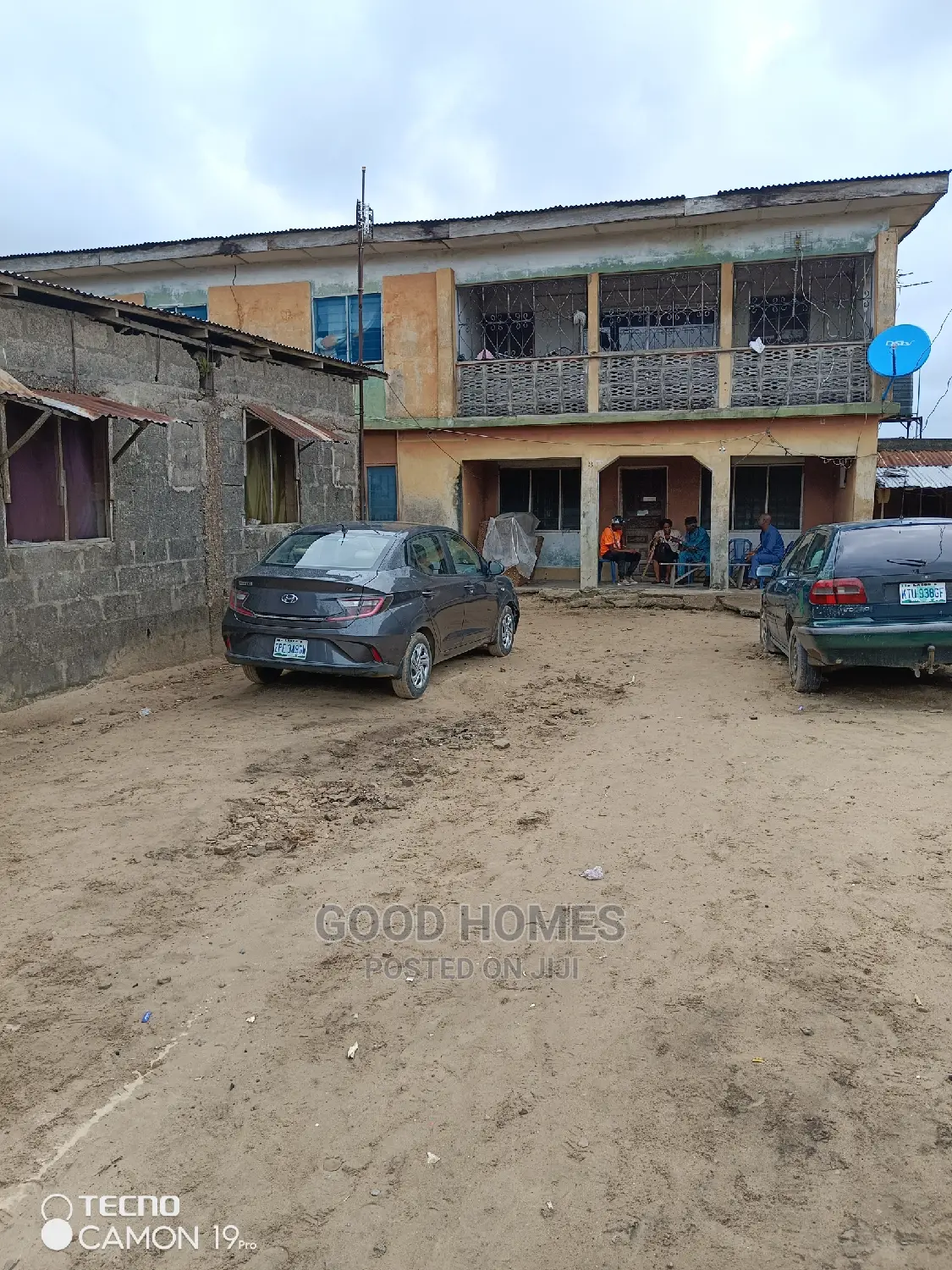 10bdrm Block of Flats in Agbara for sale