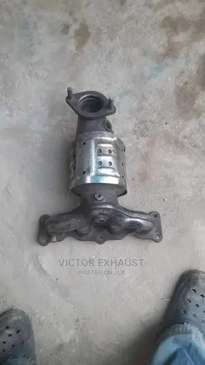 Engine Catalyst Hyundai Santa Fe 2013 Model