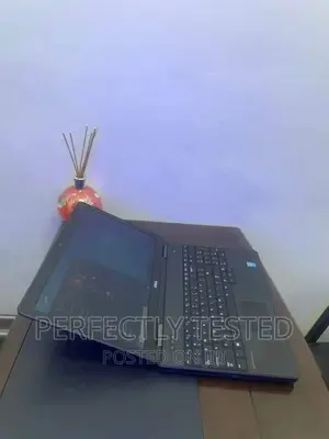 Laptop Dell Latitude E5550 4GB Intel Core I3 HDD 320GB