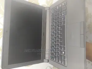 Laptop Dell Latitude E3350 4GB Intel Core I3 HDD 320GB