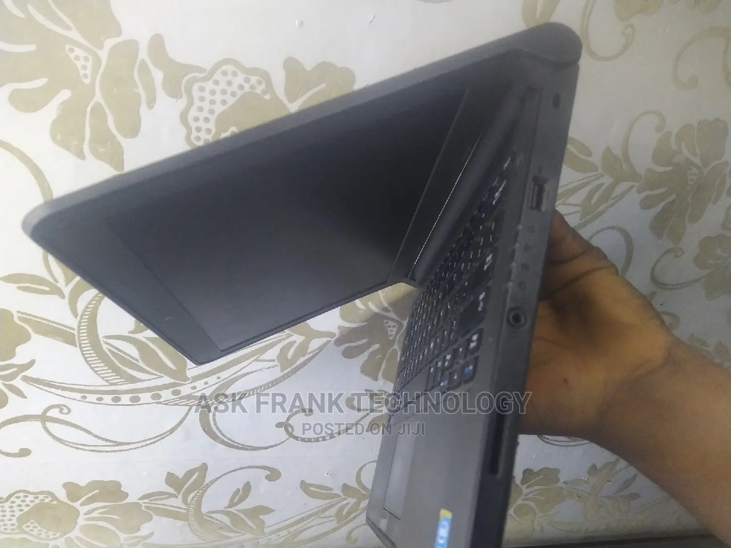 Laptop Dell Latitude E3350 4GB Intel Core I3 HDD 320GB
