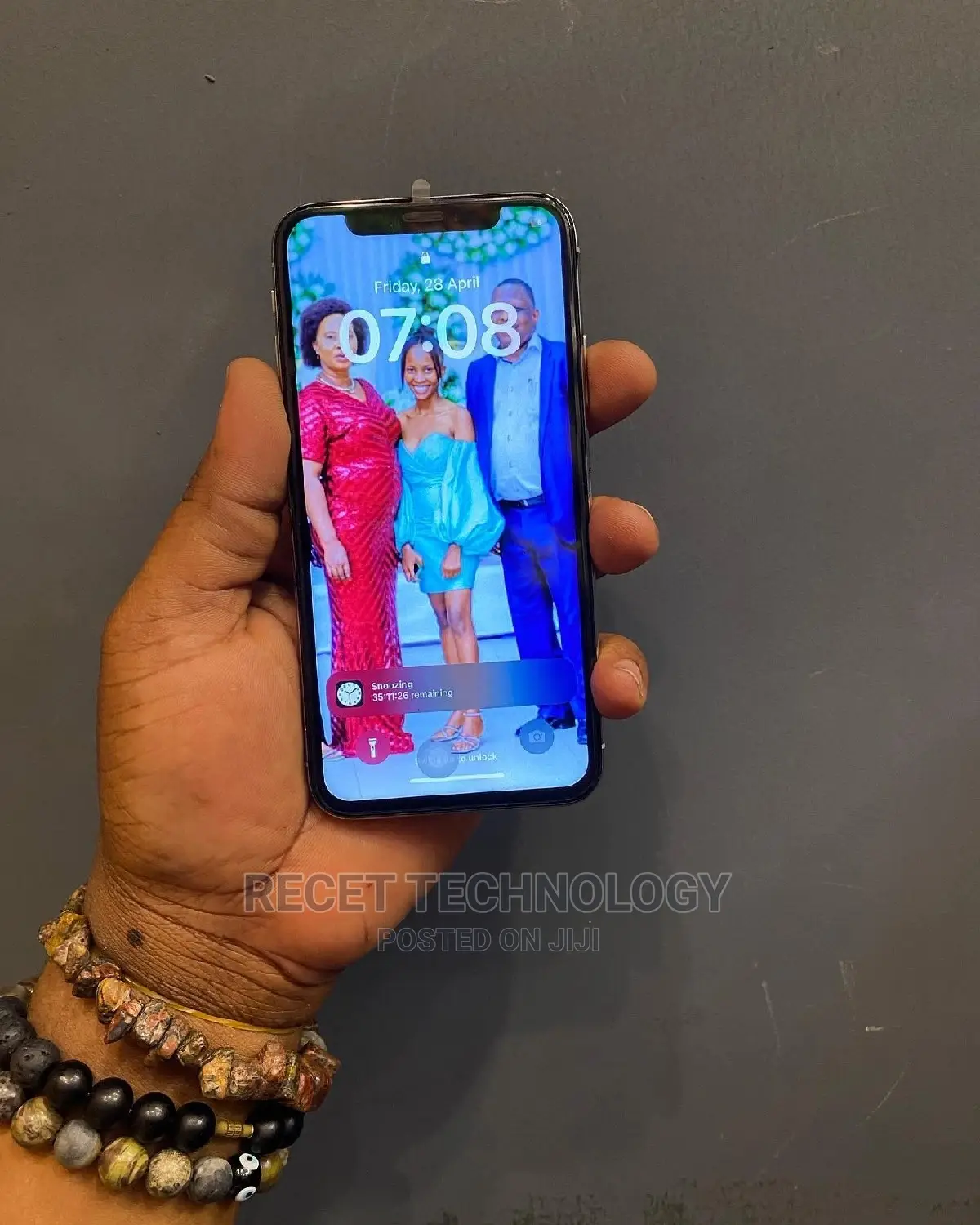 iPhone X Broken LCD Screen Replacement