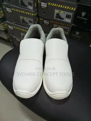 Unisex Safety Jogger Shoe