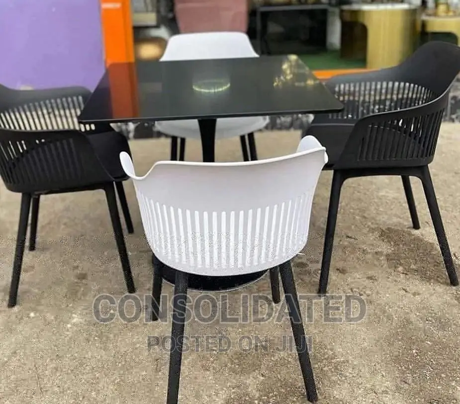 Unique Restaurant Set