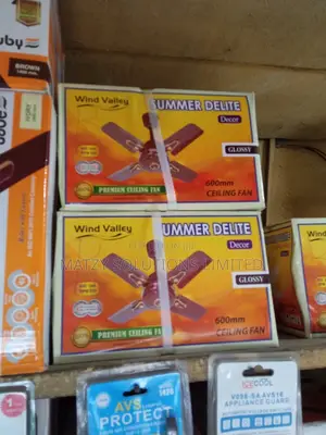 Summer Delight Short Blade Fan