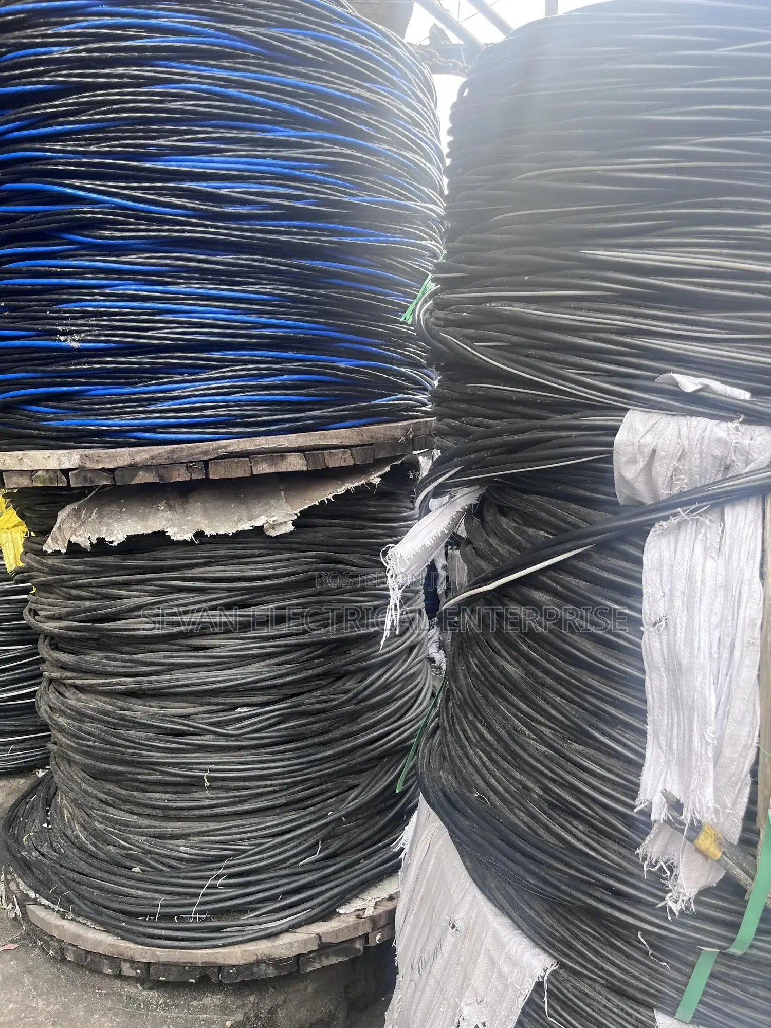 35mm Service Wire