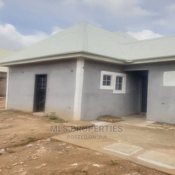 1bdrm Bungalow in Mararaba for sale