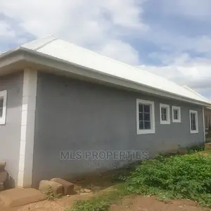 1bdrm Bungalow in Mararaba for sale