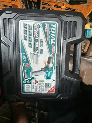 TOTAL Impacted Drill Machine
