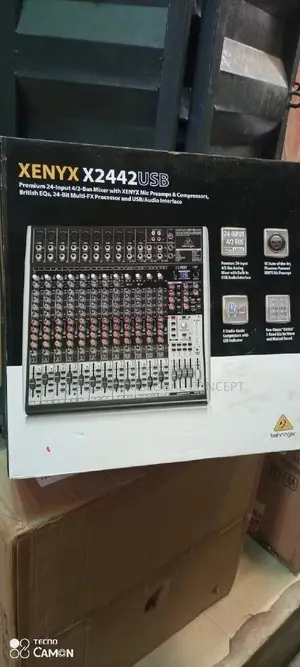 Behringer Xenyxx2442 USB Mixer