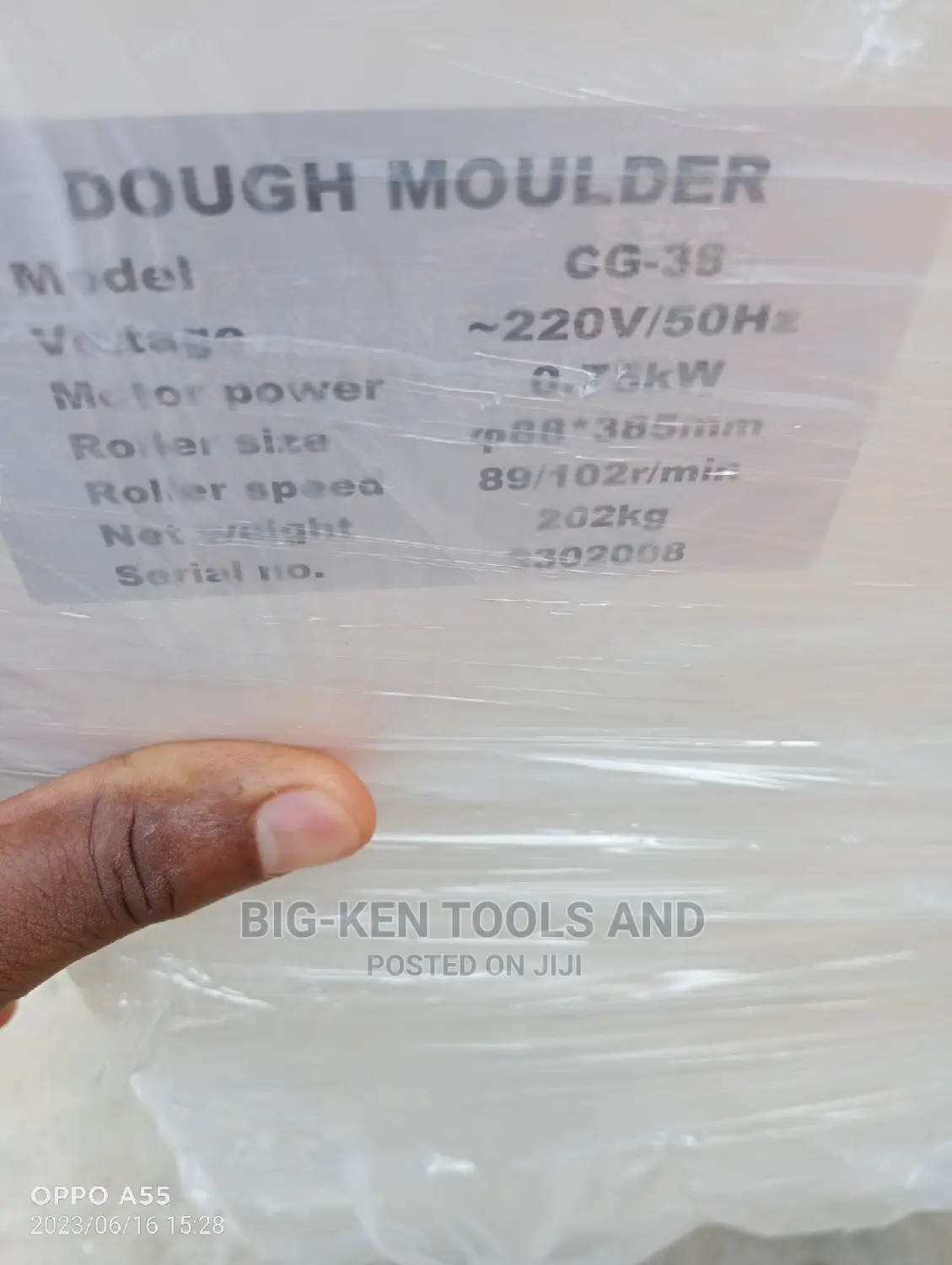 Dough Moulder