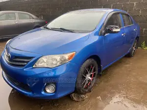 Toyota Corolla 2010 Blue